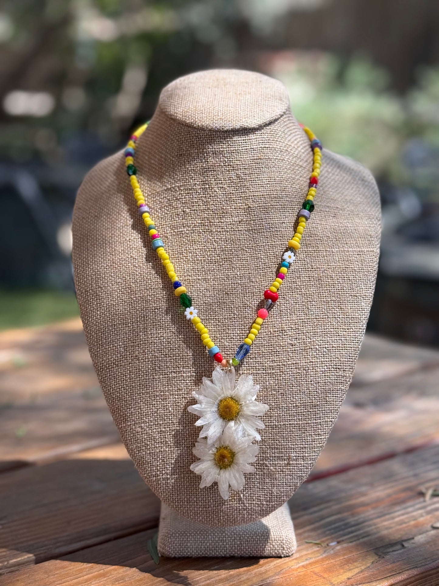 Sunlit Daisy Necklace